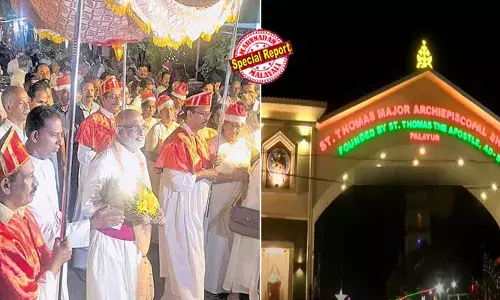 സുരേഷ് ഗോപി വിളിച്ചുപറഞ്ഞിട്ടും പുല്ലുവില; ഫോണ്‍ നല്‍കാന്‍ കേന്ദ്രമന്ത്രി പറഞ്ഞെങ്കിലും സംസാരിക്കാന്‍ പോലും കൂട്ടാക്കാതെ എസ്‌ഐ; നക്ഷത്രങ്ങള്‍ ഉള്‍പ്പെടെ എല്ലാം തൂക്കിയെറിയുമെന്നും ഭീഷണി; പാലയൂര്‍ പള്ളിയിലെ കരോള്‍ അടക്കം ക്രിസ്മസ് ആഘോഷം പൊലീസ് മുടക്കിയെന്ന് പരാതി