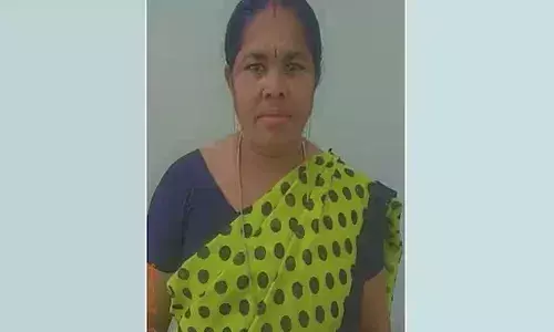 ഗൃഹനാഥന്‍ ആത്മഹത്യ ചെയ്ത സംഭവം;  ജീവനൊടുക്കിയത് അയല്‍വാസിയായ വീട്ടമ്മ കള്ളനാക്കി ചിത്രീകരിച്ചതോടെ: ആത്മഹത്യാ പ്രേരണാ കുറ്റത്തിന് 49കാരിയെ അറസ്റ്റ് ചെയ്ത് പോലീസ്