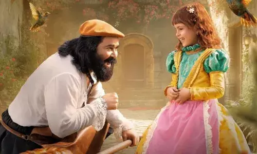 രണ്ടാം ദിനം കളക്ഷനിൽ ഇടിവ്; മാർക്കോ യ്ക്ക് മുന്നിൽ അടിപതറി മോഹൻലാൽ ചിത്രം; ബറോസ് രണ്ടാം ദിനം നേടിയത് ?; കളക്ഷൻ കണക്കുകൾ പുറത്ത്