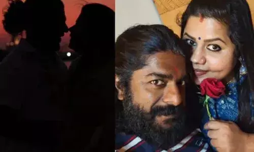 ഞങ്ങള്‍: ലൈംഗികാതിക്രമ കേസിന് പിന്നാലെ ഭര്‍ത്താവ് ശ്രീകുമാറിനൊപ്പമുള്ള ചിത്രം പങ്കുവച്ച് സ്‌നേഹ; പിന്തുണയും വിമര്‍ശനവുമായി നിരവധി പേര്‍