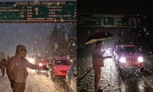 ഹിമാചലിൽ മഞ്ഞുവീഴ്ചയെത്തുടർന്ന് കുടുങ്ങിയ വിനോദസഞ്ചാരികളെ രക്ഷപ്പെടുത്തി; അയ്യായിരത്തോളം പേരെ സുരക്ഷിത സ്ഥാനത്തേക്ക് മാറ്റിയത്; കനത്ത മഞ്ഞുവീഴ്ചയും ശീതതരം​ഗവും തുടരുമെന്ന് കാലാവസ്ഥാ വകുപ്പ്