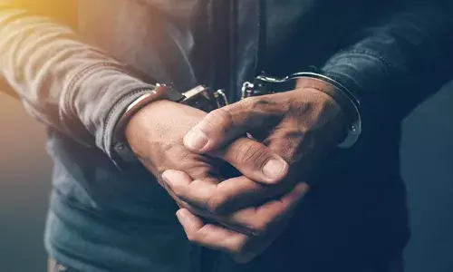 മുപ്പത് ലക്ഷം രൂപയുടെ ഇന്‍ഷുറന്‍സ് തട്ടാന്‍ പിതാവിനെ തലയ്ക്കടിച്ചു കൊന്നു; മകനെ അറസ്റ്റ് ചെയ്ത് പോലിസ്