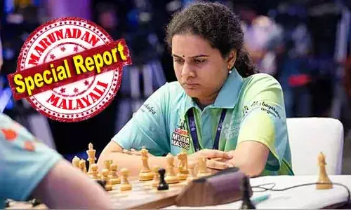 ആന്ധ്രയുടെ മണ്ണില്‍ പിറന്ന ചെസിലെ അത്ഭുത വനിത; ആറാം വയസ്സില്‍ അച്ഛനെ തോല്‍പ്പിക്കാന്‍ തുടങ്ങിയ കരുനീക്കം; രണ്ട് തവണ ലോക റാപ്പിഡ് ചാമ്പ്യന്‍ ആകുന്ന രണ്ടാമത്തെ വനിതയായി കൊനേരു ഹംപി; അമ്മയായ ശേഷം നീക്കങ്ങള്‍ക്ക് കൂടുതല്‍ മൂര്‍ച്ച; ഗുകേഷിന് പിന്നാലെ മറ്റൊരു അതുല്യ നേട്ടം; വനിതാ ലോക കിരീടം വീണ്ടും ഇന്ത്യയിലേക്ക്