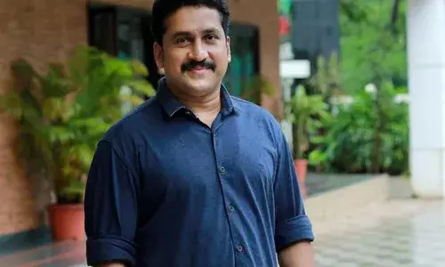 അത്ഭുതമാണോ, അമ്മയുടെയും അച്ഛന്‍റെയും പ്രാർത്ഥനയാണോ അറിയില്ല, മരണം സംഭവിച്ചില്ല; മുഖ്യമന്ത്രിക്കും, ഗതാഗത മന്ത്രിക്കും നടൻ സന്തോഷ് കീഴാറ്റൂരിന്‍റെ തുറന്ന കത്ത്