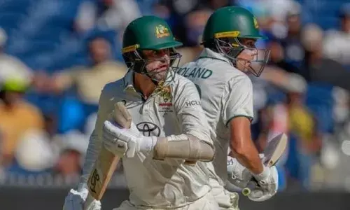 ബോർഡർ ഗാവസ്‌കർ ട്രോഫി; വാലറ്റത്തിന്റെ ചെറുത്ത് നിൽപ്പിൽ കരകയറി കങ്കാരുപ്പട; ഇന്ത്യയുടെ വിജയ പ്രതീക്ഷകൾക്ക് തിരിച്ചടി; മൂന്നാം ദിനം കളി അവസാനിക്കുമ്പോൾ ഓസ്‌ട്രേലിയക്ക് മികച്ച ലീഡ്