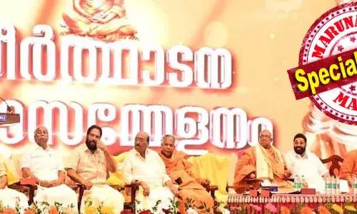 ക്ഷേത്രങ്ങളില്‍ ഷര്‍ട്ടിട്ട് കയാറാന്‍ പാടില്ലെന്നത് അനാചാരം; പണ്ട് കാലത്ത് പൂണൂല്‍ കാണുന്നത് വേണ്ടിയാണ് ഈ സമ്പ്രദായം തുടങ്ങിയത്; ശ്രീനാരായണ ക്ഷേത്രങ്ങളില്‍ ഈ നിബന്ധന പാലിക്കുന്നില്ല; ഇക്കാര്യത്തില്‍ മാറ്റം അനിവാര്യം: സച്ചിദാനന്ദ സ്വാമി