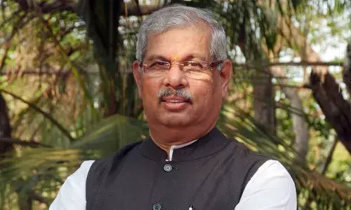 ഗവര്‍ണറുടെ സത്യപ്രതിജ്ഞ 2ന്; രാജേന്ദ്ര വിശ്വനാഥ് ആര്‍ലേക്കര്‍ ബുധനാഴ്ച വൈകിട്ട് തലസ്ഥാനത്തെത്തും; മുഖ്യമന്ത്രിയും സ്പീക്കറും മന്ത്രിമാരും ചേര്‍ന്ന് സ്വീകരിക്കും