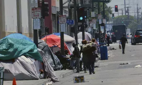 ഫ്‌ലോറിഡയില്‍ പൊതു സ്ഥലങ്ങളില്‍ ഉറങ്ങുന്നത് നിരോധിക്കുന്ന നിയമം ജനുവരി 1 മുതല്‍ പ്രാബല്യത്തില്‍