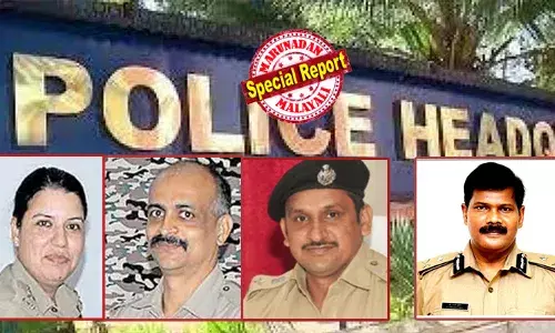 പുതുവര്‍ഷം പിറക്കുമ്പോള്‍ ഇവരെല്ലാം പുതിയ പദവികളില്‍; പൊലീസ് തലപ്പത്ത് വീണ്ടും വന്‍ അഴിച്ചുപണി; നാല് ഐപിഎസുകാരെ ഐജിമാരായി ഉയര്‍ത്തി; രാജ്പാല്‍ മീണ ഉത്തരമേഖല ഐജി; ജി സ്പര്‍ജന്‍ കുമാര്‍ ഇന്റലിജന്‍സ് ഐജി; അഞ്ചുപേര്‍ക്ക് ഡിഐജിമാരായി പ്രമോഷന്‍; സ്ഥാനക്കയറ്റവും മാറ്റങ്ങളും ഇങ്ങനെ