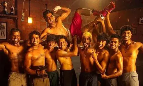 തല്ലുമാലക്ക് ശേഷം ഖാലിദ് റഹ്മാൻ വീണ്ടുമെത്തുന്നു; നസ്ലെനൊപ്പം ലുക്ക്മാൻ അവറാനും പ്രധാന വേഷത്തിൽ; ആലപ്പുഴ ജിംഖാന യുടെ ഫസ്റ്റ്ലുക്ക് പോസ്റ്റര്‍ പുറത്ത്