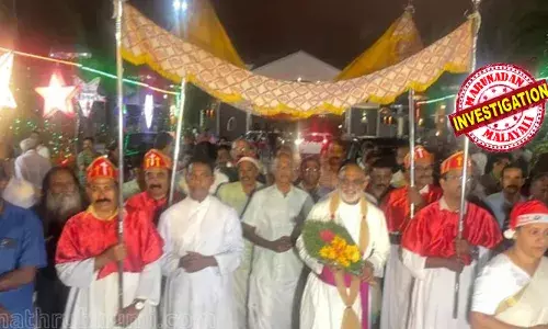 തൃശ്ശൂരില്‍ ക്രിസ്മസ് കരോള്‍ പൊലീസ് തടഞ്ഞത് ഉച്ചഭാഷിണിക്ക് അനുമതിയില്ലെന്ന പേരില്‍; ചീഫ് സെക്രട്ടറിയോട് റിപ്പോര്‍ട്ട് തേടി കേന്ദ്രന്യൂനപക്ഷ കമ്മിഷന്‍; പാലയൂര്‍ പള്ളി ചരിത്രത്തില്‍ ആദ്യമായാണ് കാരള്‍ ഗാനം മുടങ്ങിയതെന്ന് ട്രസ്റ്റി അംഗങ്ങള്‍