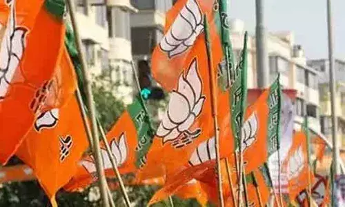 ലക്ഷദ്വീപ് ബി ജെ പി യില്‍ വ്യക്തി താല്പര്യങ്ങള്‍ പിടി മുറുക്കരുതെന്ന ആവശ്യം ശക്തം; സംഘടനാ തെരഞ്ഞെടുപ്പ് പക പോക്കലിന് അവസരമാക്കി മാറ്റരുതെന്നും ഒരു വിഭാഗം നേതാക്കള്‍; കുടുംബ വാഴ്ചയ്‌ക്കെതിരെ വികാരം ഉയരുമ്പോള്‍