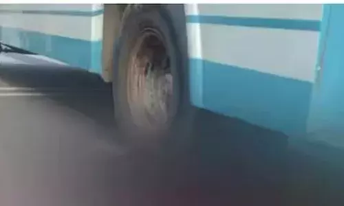 ബസിൽ നിന്ന് ഇറങ്ങുന്നതിനിടെ അബദ്ധത്തിൽ വീണു; കാലിലൂടെ ബസ് കയറിയിറങ്ങി; ചികിത്സയിലായിരുന്ന വയോധികയ്ക്ക് ദാരുണാന്ത്യം