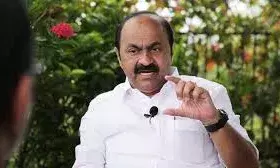 സനാതന ധര്‍മ്മം അശ്ലീലമാണെന്ന ഗോവിന്ദന്റെ പ്രസ്താവന അജ്ഞതയും സനാതന ധര്‍മ്മത്തെ സംഘ്പരിവാറിന്റെ പറമ്പില്‍ കെട്ടാനുള്ള ഗൂഡനീക്കത്തിന്റെ ഭാഗവും; അചാരാനുഷ്ഠാനങ്ങളില്‍ കാലാനുസൃതമായ മാറ്റങ്ങള്‍ വരുത്തണമോയെന്നതില്‍ പൊതുചര്‍ച്ചയുടെ ആവശ്യമില്ലെന്ന് സതീശന്‍