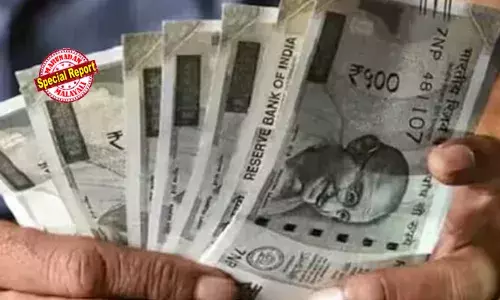 സാമൂഹ്യ ക്ഷേമ പെന്‍ഷന്‍ തട്ടിപ്പില്‍ കൂട്ട സസ്‌പെന്‍ഷന്‍; പൊതുമരാമത്ത് വകുപ്പിലെ 31 ഉദ്യോഗസ്ഥരെ സസ്‌പെന്‍ഡ് ചെയ്ത് ഉത്തരവ്; തട്ടിപ്പില്‍ ആകെ പങ്കുണ്ടെന്ന് കണ്ടെത്തിയത് 47 ഉദ്യോഗസ്ഥര്‍ക്ക്