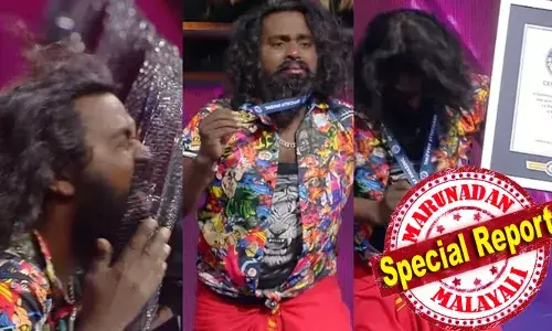 കറങ്ങിക്കൊണ്ടിരുന്ന ഫാനുകള്‍ നാവ് ഉപയോഗിച്ച് നിര്‍ത്തി ക്രാന്തി കുമാര്‍; ഒരു മിനിറ്റിനുളളില്‍ നിര്‍ത്തിയത് 57 ഇലക്ട്രിക് ഫാനുകളുടെ ബ്ലേഡുകള്‍: ഗിന്നസ് റെക്കോര്‍ഡ് സ്വന്തമാക്കി തെലങ്കാന സ്വദേശി