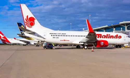 ഡ്യൂട്ടി സമയം കഴിഞ്ഞതിനാല്‍ പൈലറ്റ് മടങ്ങി; നെടുമ്പാശ്ശേരി വിമാനത്താവളത്തില്‍ കുടുങ്ങിയത്  മലേഷ്യയിലേക്ക് പോകേണ്ടിയിരുന്ന 140 യാത്രക്കാര്‍