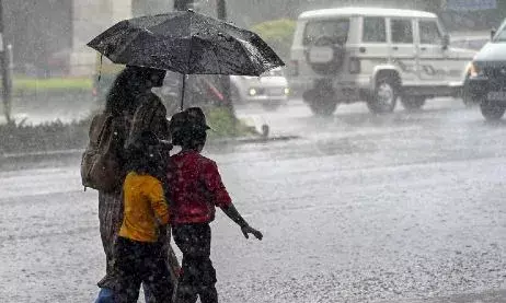 സംസ്ഥാനത്ത് ഇന്ന് നേരിയ മഴയ്ക്ക് സാധ്യത; മൂന്ന് ജില്ലകളിലുള്ളവർ ജാഗ്രത പാലിക്കണം; വരും ദിവസങ്ങളിലെ മഴ സാധ്യത ഇങ്ങനെ; മുന്നറിയിപ്പുമായി കേന്ദ്രകലാവസ്ഥ വകുപ്പ്