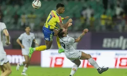 ഇന്ത്യൻ സൂപ്പർ ലീഗ്; കണക്ക് തീർത്ത് കരകയറാൻ ബ്ലാസ്റ്റേഴ്‌സ്; വിജയവഴിയിൽ തിരിച്ചെത്താൻ പഞ്ചാബ്; കൊമ്പന്മാർക്ക് ആശ്വാസമായി ലൂക്ക മാജ്സെന്റെ പരിക്ക്; ഡൽഹിയിൽ ഇന്ന് തീപാറും പോരാട്ടം