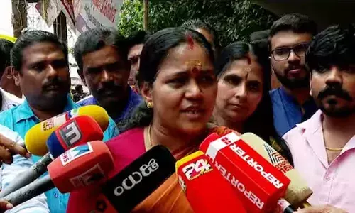 പ്രതിഭ മകന്‍ രണ്ട് പഫ് മാത്രമേ വലിച്ചുള്ളൂ എന്നു പറയാന്‍ സജി ചെറിയാന് നാണമില്ലേ? മകന്‍ തെറ്റു ചെയ്താല്‍ അമ്മയാണോ ഉത്തരവാദി? സിപിഎമ്മിലെ ചിലരുടെ കൂരമ്പുകളാണ് പ്രതിഭയ്ക്കു നേരെ നീണ്ടത്; യു.പ്രതിഭയ്ക്ക് പിന്തുണയുമായി ശോഭ സുരേന്ദ്രന്‍