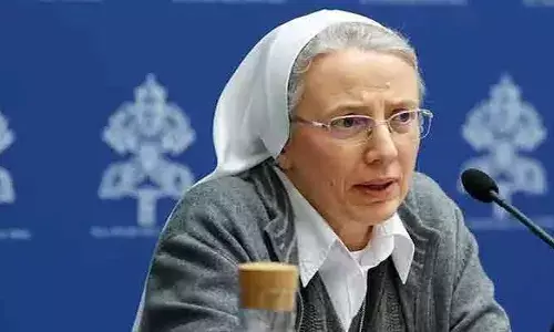 കത്തോലിക്കാ സഭയുടെ മതപരമായ ഉത്തരവുകള്‍ പുറപ്പെടുവിക്കുന്ന കാര്യാലയ ചുമതലയില്‍ ആദ്യമായി വനിത