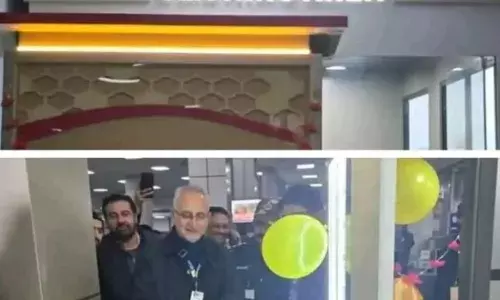 ശ്രീനഗർ വിമാനത്താവളത്തില്‍ പ്രത്യേക പുകവലി കേന്ദ്രം; സമൂഹ മാധ്യമങ്ങളിൽ വിമർശനം; വിഡ്ഢികൾ എന്ന് ആരോഗ്യ വിദഗ്ധൻ; വിവാദമായതോടെ എക്സ് ഹാൻഡിൽ പോസ്റ്റ് നീക്കം ചെയ്ത് യര്‍പോര്‍ട്ട് അധികൃതർ