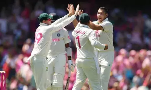 ഐസിസി ടെസ്റ്റ് റാങ്കിംഗ്; ഒന്നാം സ്ഥാനം നിലനിര്‍ത്തി ബുംറ; മൂന്നാം സ്ഥാനം തിരികെ പിടിച്ച് പാറ്റ് കമ്മിന്‍സ്; ബോളണ്ട് ആദ്യ പത്തില്‍; ബാറ്റിങ്ങില്‍ ആദ്യ പത്തില്‍ 2 താരങ്ങള്‍ മാത്രം; ബാറ്റിങ്ങില്‍ ജോ റൂട്ട് ഒന്നാം സ്ഥാനത്ത് തന്നെ