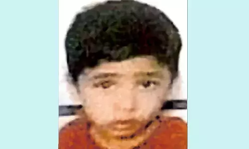 റിസോര്‍ട്ടിന്റെ ആറാം നിലയിലെ ജനലിലൂടെ പുറത്തേക്ക് തെറിച്ചു വീണു; മൂന്നാറില്‍ ഒന്‍പതു വയസ്സുകാരന് ദാരുണാന്ത്യം: മരിച്ചത് മധ്യപ്രദേശില്‍ നിന്നും വിനോദ സഞ്ചാരത്തിനെത്തിയ ദമ്പതികളുടെ മകന്‍