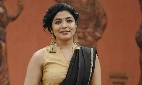 സന്തോഷം പകരുന്ന ഉടുപ്പുകള്‍ മാത്രം ധരിക്കുക; ചുറ്റുമുള്ളത് ഭയം നിറഞ്ഞ സമൂഹം; ലൈംഗികദാരിദ്ര്യം പിടിച്ച ഒരു തലമുറ; സ്ത്രീകൾക്ക് ഉപദേശവുമായി നടി റിമ കല്ലിങ്കൽ