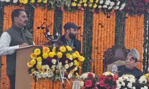 അന്ന് ലോക്‌സഭയിലെ പുതിയ അംഗങ്ങള്‍ക്ക് പരിശീലനം നല്‍കി; ഇന്ന് ക്ലാസ് എടുത്തത് ജമ്മു കാശ്മീരിലെ നിയമസഭാ സാമാജികര്‍ക്ക്; വീണ്ടും അധ്യാപകനായി എന്‍ കെ പ്രേമചന്ദ്രന്‍; നിയോഗിച്ചത് ലോക്‌സഭ സ്പീക്കര്‍