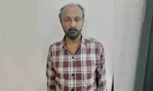 സ്‌കൂള്‍ വിദ്യാര്‍ഥിനിക്കെതിരെ ലൈംഗികാതിക്രമം; 60കാരന്‍ പിടിയില്‍; പ്രതി കുട്ടി യാത്ര ചെയ്യുന്ന ബസിലെ കണ്ടക്ടര്‍