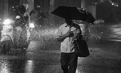 സംസ്ഥാനത്ത് ഒറ്റപ്പെട്ടയിടങ്ങളില്‍ 16 വരെ ഇടിമിന്നലോടു കൂടിയ മഴയ്ക്കു സാധ്യത; യെലോ അലര്‍ട്ട്