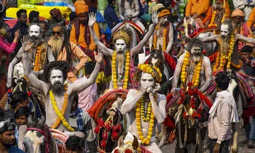 മഹാകുംഭമേളക്ക് പ്രയാഗ്‌രാജില്‍ ഇന്ന് തുടക്കമാകും; ഇന്ന് നടക്കുന്ന ചടങ്ങുകളില്‍ പ്രധാനമന്ത്രി മുഖ്യ അതിഥിയാകും: 45 ദിവസം നീണ്ടു നില്‍ക്കുന്ന ചടങ്ങുകളില്‍ പ്രതീക്ഷിക്കുന്നത് 40 കോടി തീര്‍ത്ഥാടകരെ