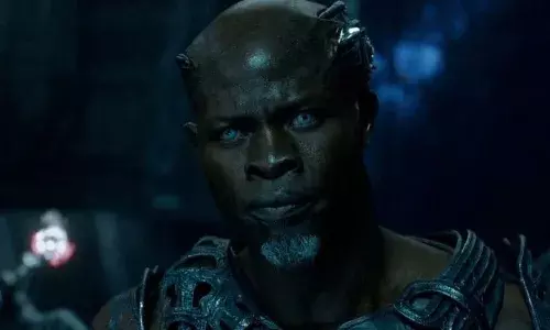 രണ്ടുപതിറ്റാണ്ടിലധികമായി സിനിമാ മേഖലയില്‍; രണ്ട് ഓസ്‌കര്‍ നോമിനേഷനുകള്‍ വരെ ലഭിച്ചു; നിരവധി ബ്ലോക്ക്ബസ്റ്റര്‍ സിനിമകള്‍ ചെയ്തു; എന്നിട്ടും സാമ്പത്തികമായി ഞാന്‍ ബുദ്ധിമുട്ടുകയാണ്; വെളിപ്പെടുത്തലുമായി ഹോളിവുഡ് താരം