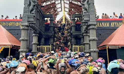 മകരജ്യോതി ദര്‍ശനം: മടക്കയാത്രക്ക് തിരക്ക് കൂട്ടരുത്: പോലീസിന്റെ നിര്‍ദ്ദേശങ്ങള്‍ പാലിക്കണം: സന്നിധാനത്ത് ഒരുക്കങ്ങള്‍ പൂര്‍ത്തിയായെന്ന് ദേവസ്വം ബോര്‍ഡും സര്‍ക്കാര്‍ വകുപ്പുകളും