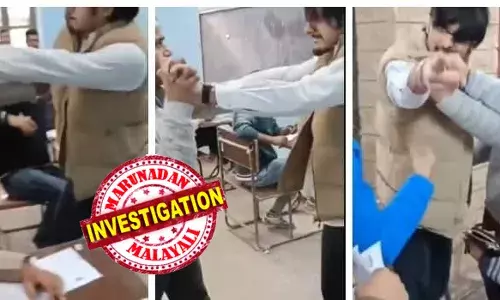 ഹാളിൽ പരീക്ഷയിൽ മുഴുകി വിദ്യാർത്ഥികൾ; എങ്ങും നിശബ്ദത ഫാനിന്റെ ചെറിയ മൂളൽ മാത്രം; പെട്ടെന്ന് ഇന്‍വിജിലേറ്റര്‍ കയറിവന്നപ്പോൾ നടന്നത്; കോപ്പിയടി കൈയ്യോടെ തൂക്കി; തമ്മില്‍ വാക്കേറ്റം; ക്ലാസിനുളളിൽ നല്ല ഇടി പൊട്ടി; അധ്യാപകനെ പഞ്ഞിക്കിട്ട് വിദ്യാർത്ഥി; വീഡിയോ വൈറൽ; പരീക്ഷയ്ക്കിടെ നടന്നത്!