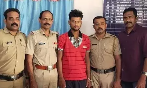 കാക്കി കണ്ടതും ഒന്ന് പരുങ്ങി; പോലീസിന് സംശയം തോന്നി; പരിശോധനയിൽ പൊക്കി; ട്രെയിനിൽ നിന്നും മൊബൈൽഫോൺ മോഷ്ടിച്ച കള്ളനെ കൈയ്യോടെ പൊക്കി; പിടിയിലായത് ബിഹാർ സ്വദേശി