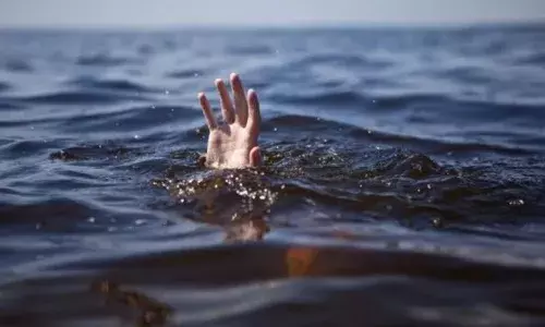 ഭാരതപ്പുഴയില്‍ കുളിക്കാനിറങ്ങിയ നാലംഗ കുടുംബം ഒഴുക്കില്‍പ്പെട്ടു; ഒരാളെ നാട്ടുകാര്‍ രക്ഷപ്പെടുത്തി; കാണാതായവർക്കായുള്ള തെരച്ചില്‍ ശക്തം