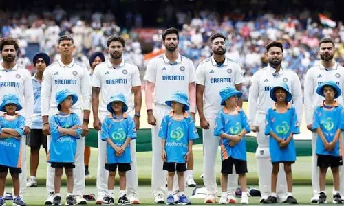 പാചകക്കാരന്‍, സ്‌റ്റൈലിസ്റ്റ്, സുരക്ഷാ ഉദ്യോഗസ്ഥന്‍ എന്നിവര്‍ ഇനി താരങ്ങളുടെ കൂടെ വേണ്ട; ബോര്‍ഡര്‍ ഗാവസ്‌കര്‍ ട്രോഫി പരമ്പര തോല്‍വിക്ക് ശേഷം നിയമങ്ങള്‍ കടുപ്പിക്കാന്‍ ബിസിസിഐ