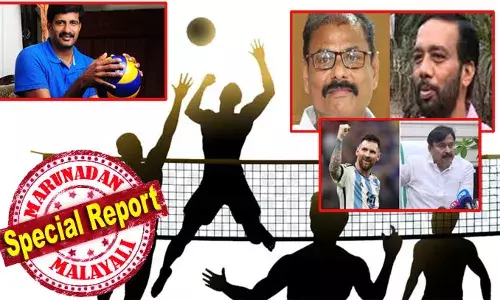 സിപിഎം പിന്തുണയില്‍ കേരളാ ഒളിമ്പിക് അസോസിയേഷനെ നയിക്കുന്ന ചൈനാ സുനില്‍; കൗണ്‍സിലും അസോസിയേഷനും ഒരുമിച്ചിരുന്നാല്‍ തീരുന്ന പ്രശ്‌നം; മെസിയെ എത്തിച്ച് കായിക വിപ്ലവത്തിന് ശ്രമിക്കുന്നവര്‍ വോളിബോളിലെ ഈ പ്രതിസന്ധിയും പരിഹരിക്കണം; ദേശീയ ഗെയിംസിന് കേരളത്തിന് രണ്ടു ടീം; രണ്ടു സ്വര്‍ണ്ണം നഷ്ടമായേക്കും; മുന്നറിയിപ്പ് നല്‍കി ടോം ജോസ്