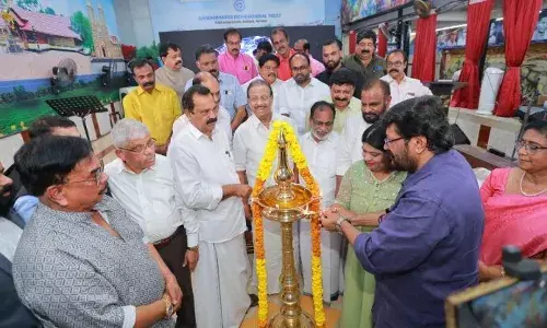 വേള്‍ഡ് മലയാളി ബിസിനസ് കൗണ്‍സിലിന്റെ നേതൃത്വത്തില്‍ പത്തനാപുരം ഗാന്ധി ഭവനില്‍ ലോകകേരളം സൗഹൃദകേരളം മെഗാ ചാരിറ്റി ഇവന്റ് സംഘടിപ്പിച്ചു