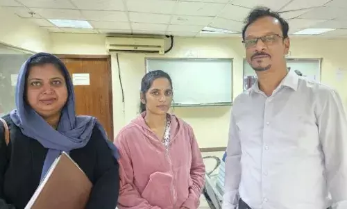 വിസപ്രശ്നത്തില് കുരുങ്ങിയ ആന്ധ്ര സ്വദേശിനി നവയുഗത്തിന്റെ സഹായത്തോടെ നാട്ടിലേയ്ക്ക് മടങ്ങി. വിസപ്രശ്നത്തില് കുരുങ്ങിയ ആന്ധ്ര സ്വദേശിനി നവയുഗത്തിന്റെ സഹായത്തോടെ നാട്ടിലേയ്ക്ക് മടങ്ങി.