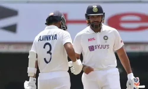 വിമര്‍ശനങ്ങള്‍ക്കൊടുവില്‍ രഞ്ജി കളിക്കാന്‍ ഹിറ്റമാന്‍; രഹാന നയിക്കുന്ന മുംബൈ ടീമില്‍ ഇടം നേടി; ഡൊമസ്റ്റക് റെഡ്‌ബോള്‍ ക്രിക്കറ്റിലേക്ക് മടങ്ങിയെത്തുന്നത് ഒരു പതിറ്റാണ്ടിന് ശേഷം; രോഹിത്തിനൊപ്പം ജയ്‌സ്വാളും ശ്രേയസും