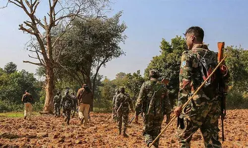 ഛത്തീസ്ഗഢ്-ഒഡിഷ അതിര്‍ത്തിയില്‍ സുരക്ഷാ സേനയും ഭീകരവാദികളും തമ്മില്‍ സംഘര്‍ഷം; 14 മാവോവാദികളെ വധിച്ചു; കൊല്ലപ്പെട്ടവരില്‍ സുരക്ഷാസേന തലയ്ക്ക് ഒരു കോടി വിലയിട്ട മാവോവാദി നേതാവ് ചലപതിയും