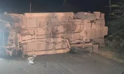 കറുത്തദിനം..; കർണാടകയിൽ വിവിധ സ്ഥലങ്ങളിൽ വാഹനാപകടം; ഒരു ദിവസം ജീവനറ്റത് 14 പേർക്ക്; വില്ലനായത് കടുത്ത മൂടൽമഞ്ഞ്; തേങ്ങലോടെ നാട്!