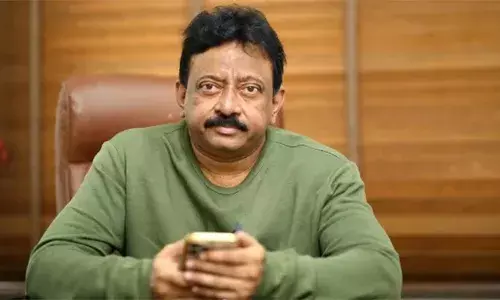 സംവിധായകന്‍ രാം ഗോപാല്‍ വര്‍മ്മ ചെക്ക് കേസില്‍ കുറ്റക്കാരന്‍; മൂന്ന് മാസത്തെ തടവിന് ശിക്ഷ വിധിച്ച് മുംബൈ മജിസ്ട്രേറ്റ് കോടതി; വാദം കേള്‍ക്കുന്നതിനിടെ ഹാജരാകാത്തതിന് ജാമ്യമില്ലാ വാറണ്ടും