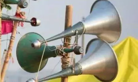 ഉച്ചഭാഷിണി അമിതമായി ഉപയോഗിക്കുന്നത് ശബ്ദമലിനീകരണം ഉണ്ടാക്കുന്നു; മതം നോക്കാതെ നടപടിയെടുക്കണം; നിയമം നടപ്പിലാക്കാൻ പോലീസിന് അധികാരമുണ്ട്; ഉത്തരവുമായി ബോംബെ ഹൈക്കോടതി