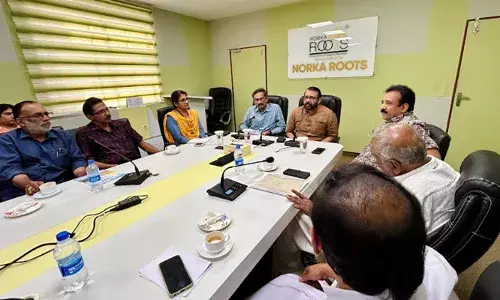 രവി പിള്ളയ്ക്ക് സ്നേഹാദരമൊരുക്കാന്‍  രവിപ്രഭ അഞ്ചിന്; നോര്‍ക്ക റൂട്ട്സില്‍ പ്രവാസി സംഘടനകളുടെ യോഗം ചേര്‍ന്നു