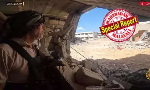 ലോകം മുഴുവന്‍ വൈറലായത് വെടികൊണ്ട് വീഴുന്ന സിന്‍വറിന്റെ അവസാന രംഗങ്ങള്‍; വെടിനിര്‍ത്തല്‍ കഴിഞ്ഞപ്പോള്‍ ഹമാസിന് ഉത്തേജനം നല്‍കാന്‍ പുതിയ വീഡിയോ പുറത്തുവിട്ട് അല്‍ജസീറ; പുതിയ വീഡിയോയില്‍ വടിയും കുത്തി തലയും മൂടി യുദ്ധഭൂമിയിലൂടെ നടക്കുന്ന സിന്‍വറിന്റെ ദൃശ്യങ്ങള്‍