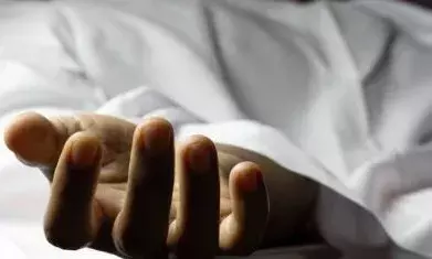 പത്താം ക്ലാസ് വിദ്യാർത്ഥിയെ വീടിനുള്ളിൽ മരിച്ച നിലയിൽ കണ്ടെത്തി; മൃതദേഹം ആശുപത്രിയിലേക്ക് മാറ്റി; ആത്മഹത്യയെന്ന് നിഗമനം; സംഭവം കൊണ്ടോട്ടിയിൽ